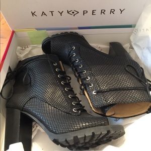 Katy Perry Chunk heels